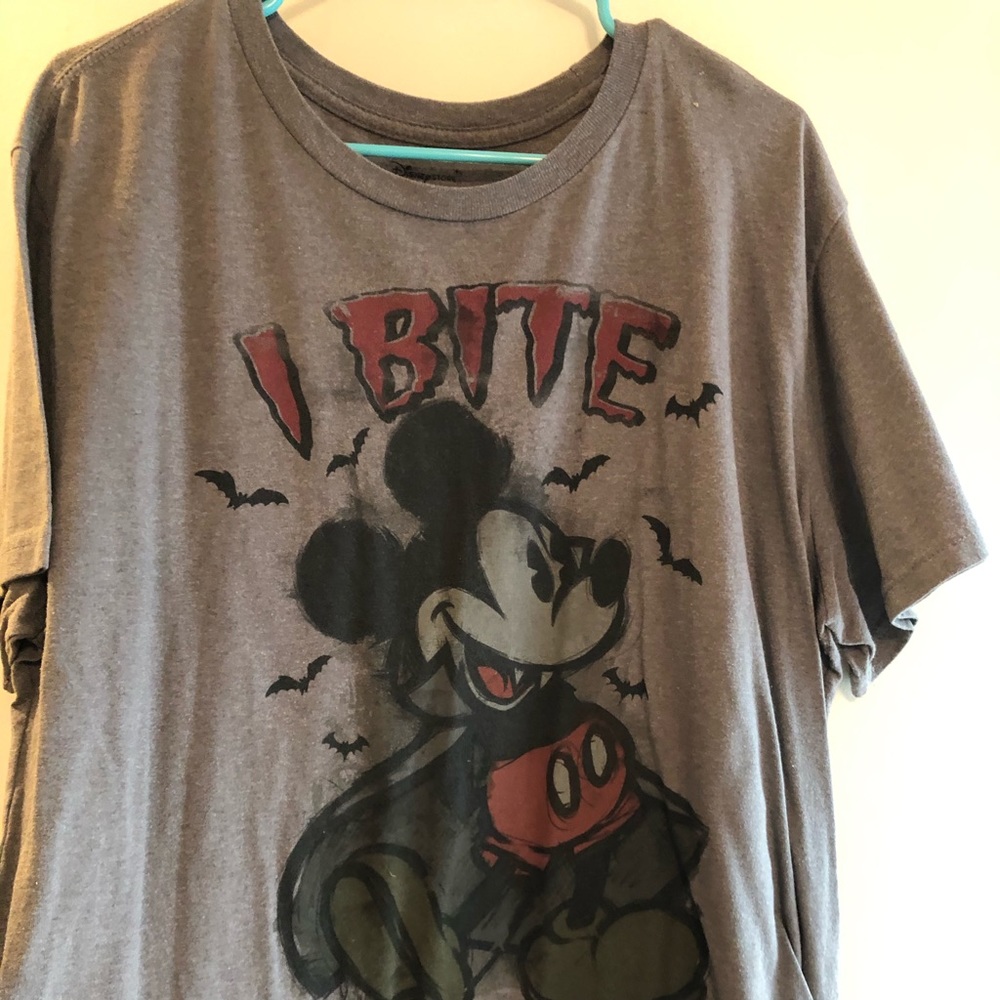 Old Navy Men’s Mickey Mouse Halloween T-Shirt 2XL